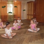 Spielerisches Tanzen im Familienzentrum, Mai 2015