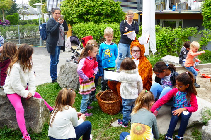 Osterhase in Familienzentrum Bezirk Affoltern