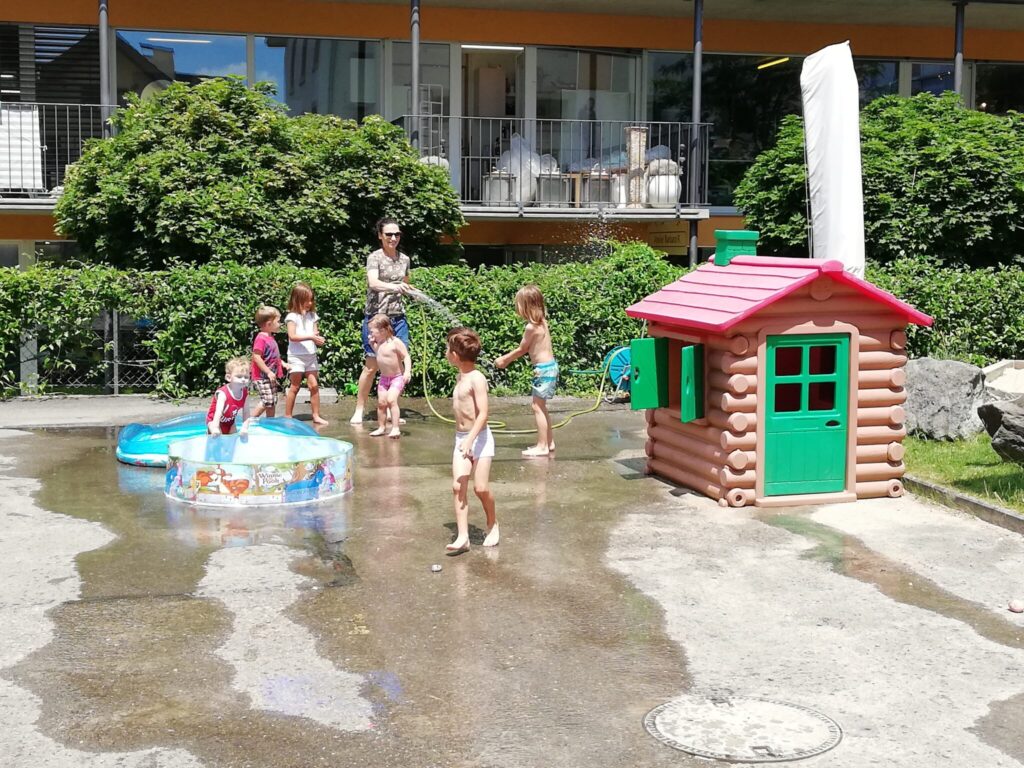 Kinder im Garten - Familienzentrum Bezirk Affoltern